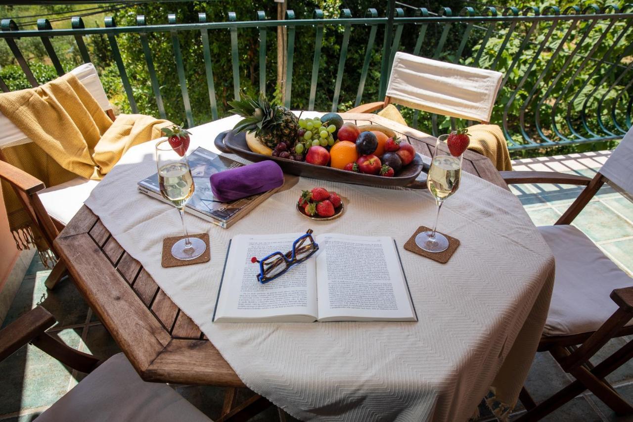 Villa Mareonda - Apartments Sussurro Rovigno Esterno foto